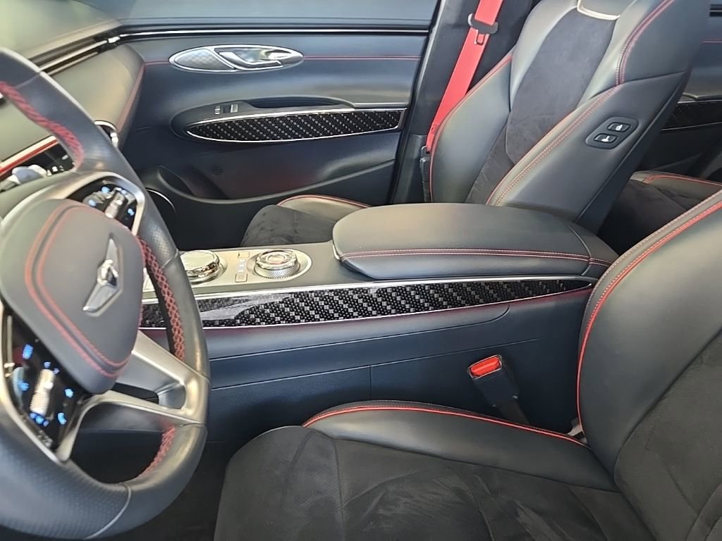 Used 2022 Genesis GV70 3.5T Sport w/ Sport Prestige Package image 21