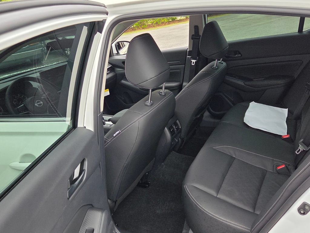 New 2026 Nissan Altima 2.5 SV w/ SV Premium Package FWD image 5