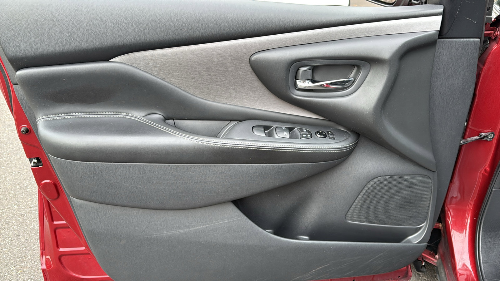 Used 2019 Nissan Murano S AWD/4WD image 6
