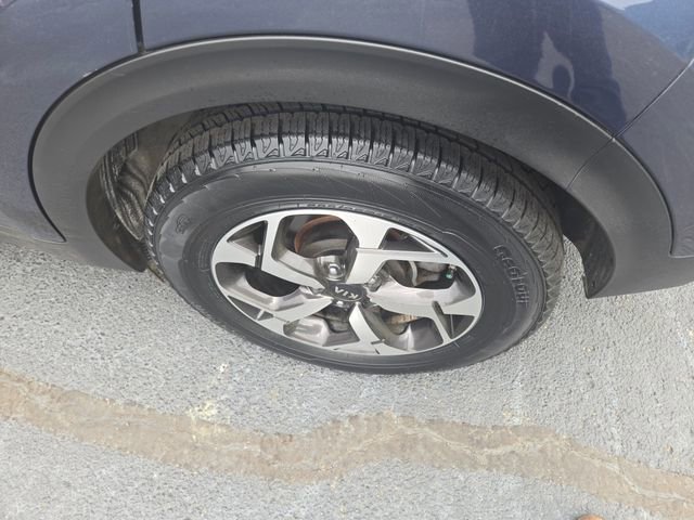Used 2022 Kia Sportage LX image 20