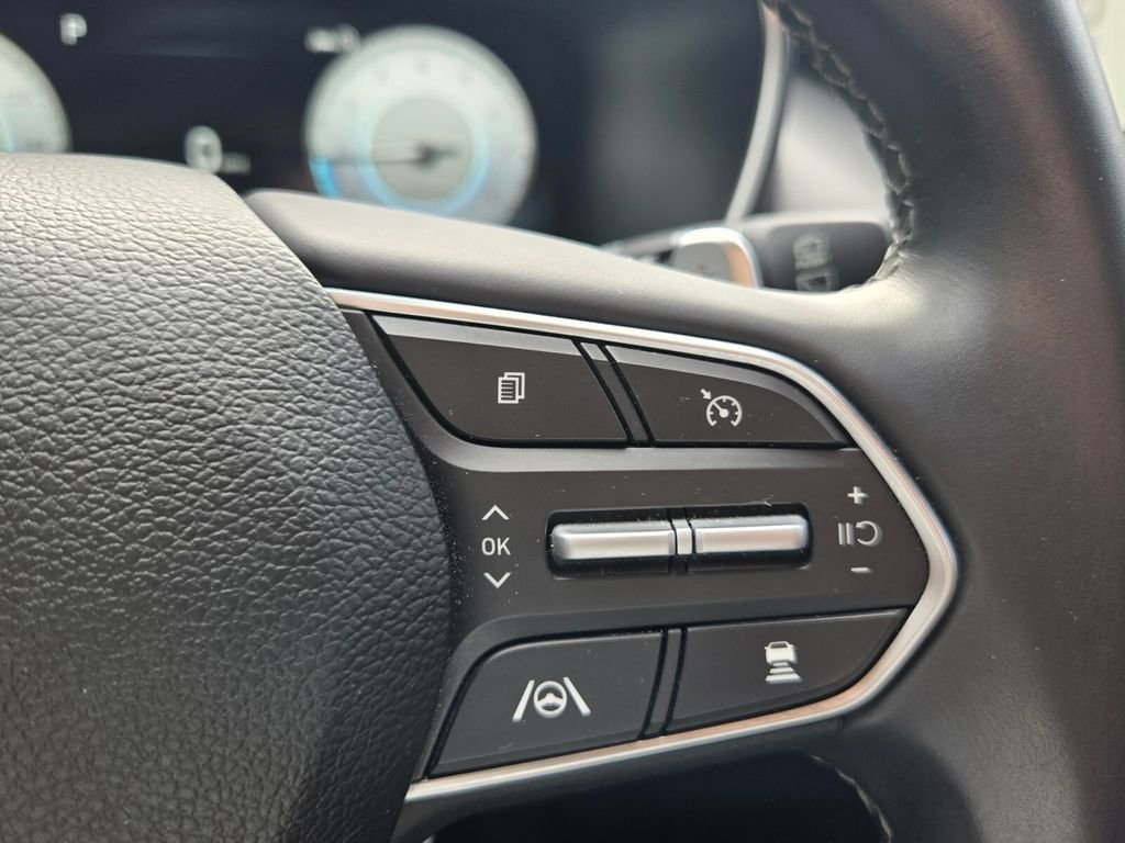 Used 2023 Hyundai Santa Fe SEL w/ Premium Package FWD image 27