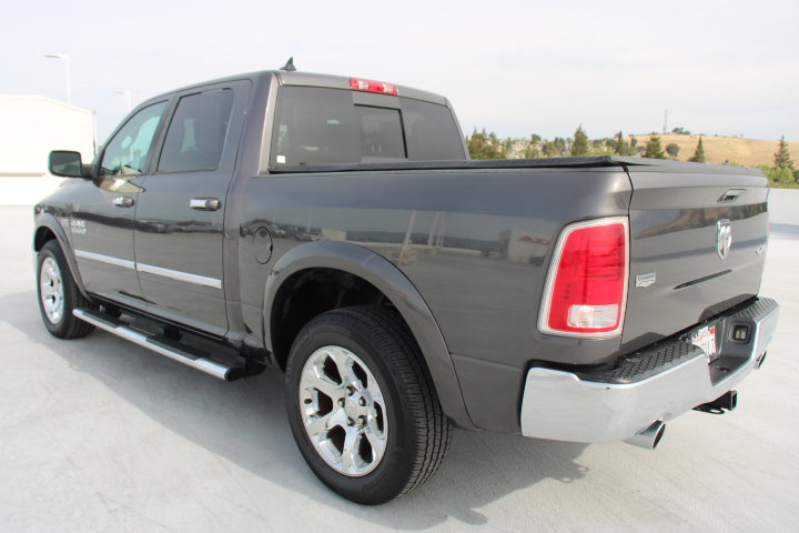 Used 2018 RAM 1500 Laramie image 6