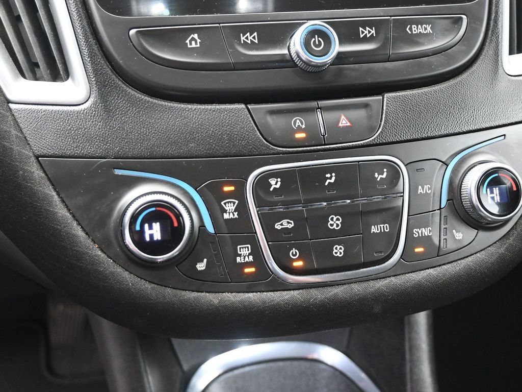 Used 2023 Chevrolet Malibu LT image 29