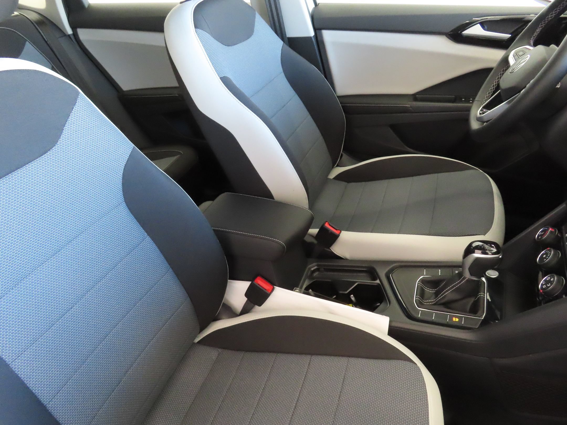 Certified 2026 Volkswagen Taos S FWD image 25