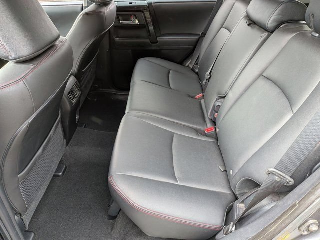 Certified 2020 Toyota 4Runner TRD Off-Road Premium w/ Moonroof Package AWD/4WD image 15