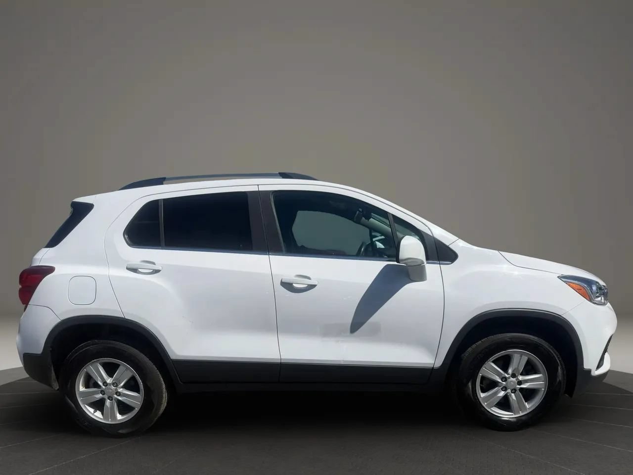 Used 2020 Chevrolet Trax LT AWD/4WD image 4