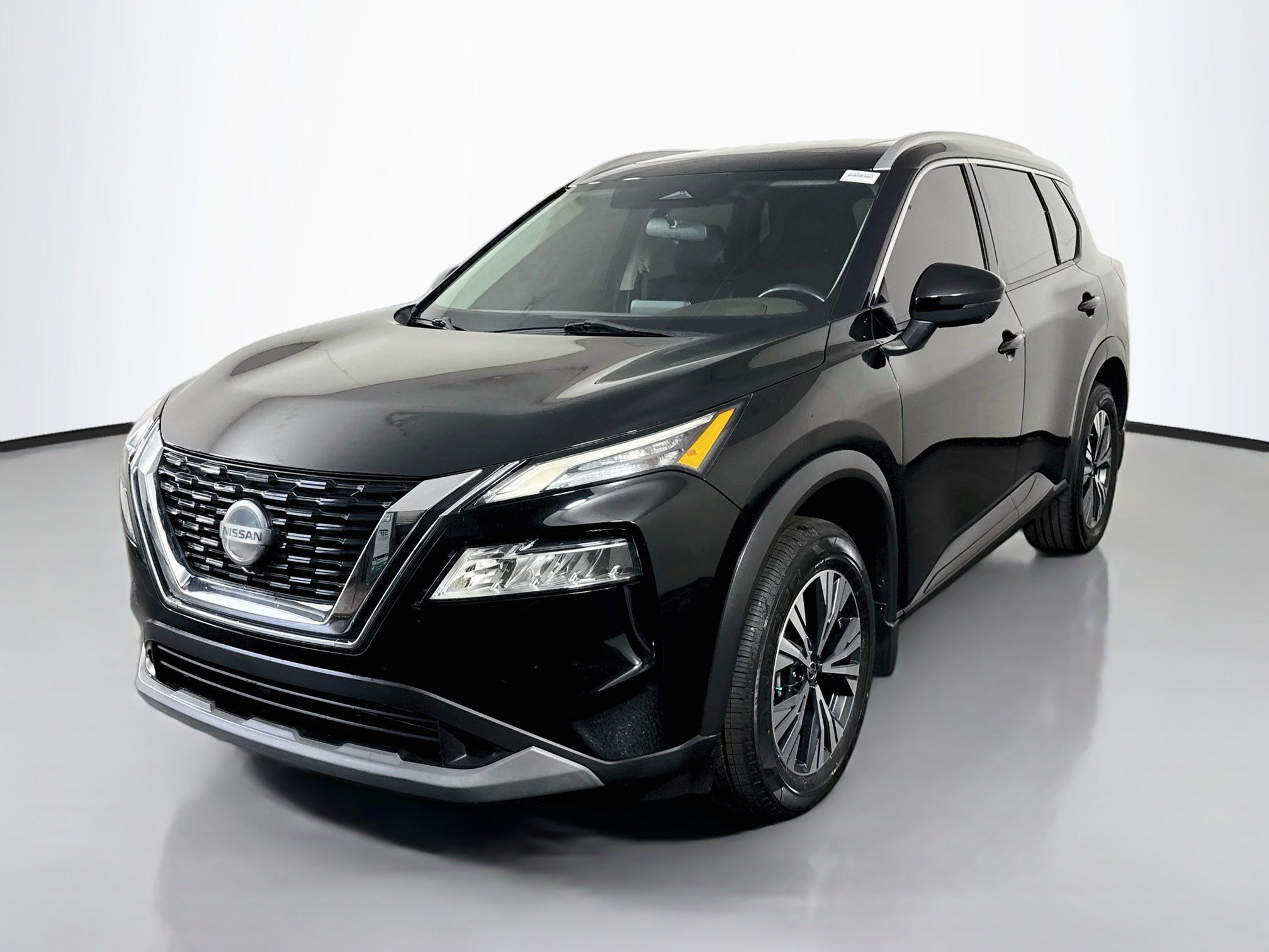Used 2021 Nissan Rogue SV w/ Premium Package FWD image 4