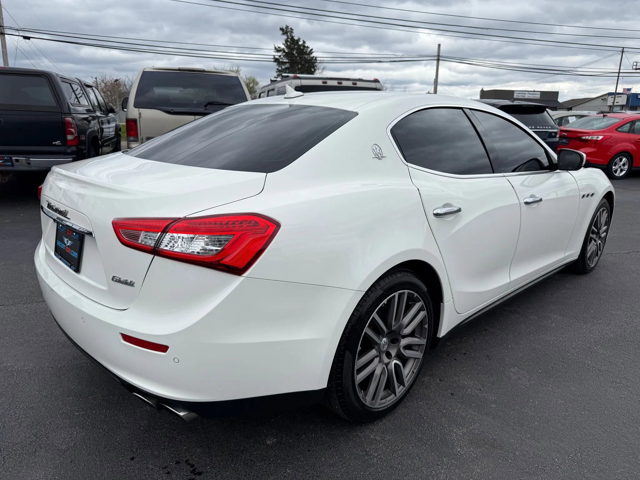 Used 2017 Maserati Ghibli image 3