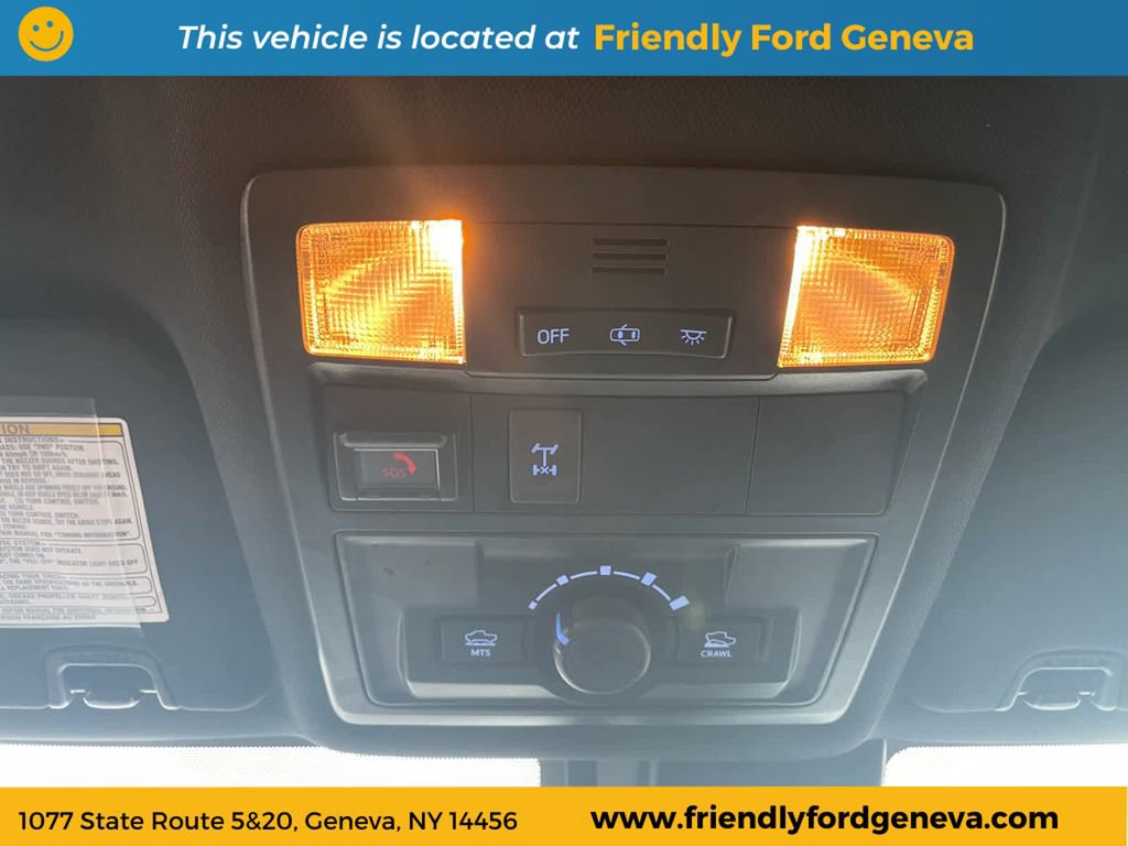 Used 2020 Toyota Tacoma TRD Off-Road w/ Technology Package AWD/4WD image 25