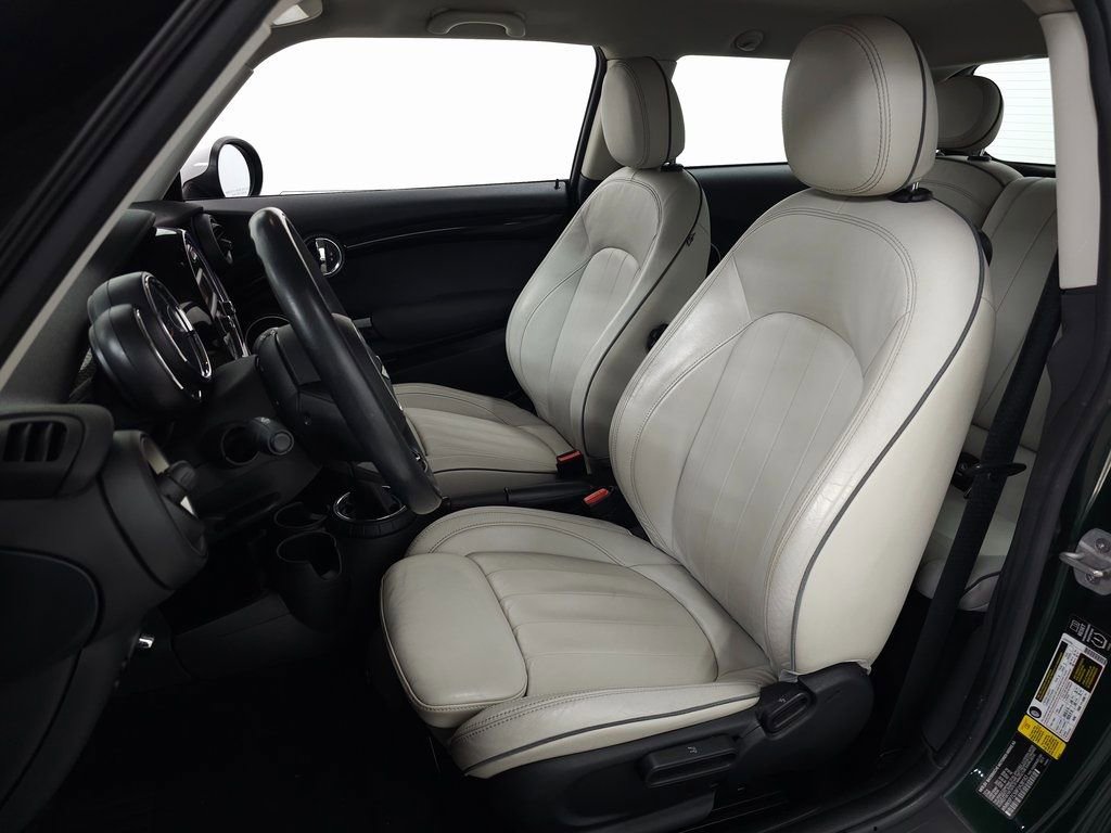 Used 2015 MINI Cooper S image 13