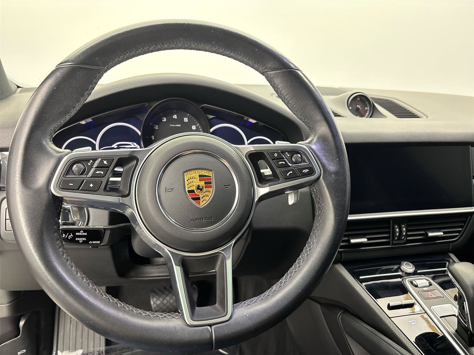 Used 2022 Porsche Cayenne Platinum Edition w/ Premium Package Plus AWD/4WD image 22