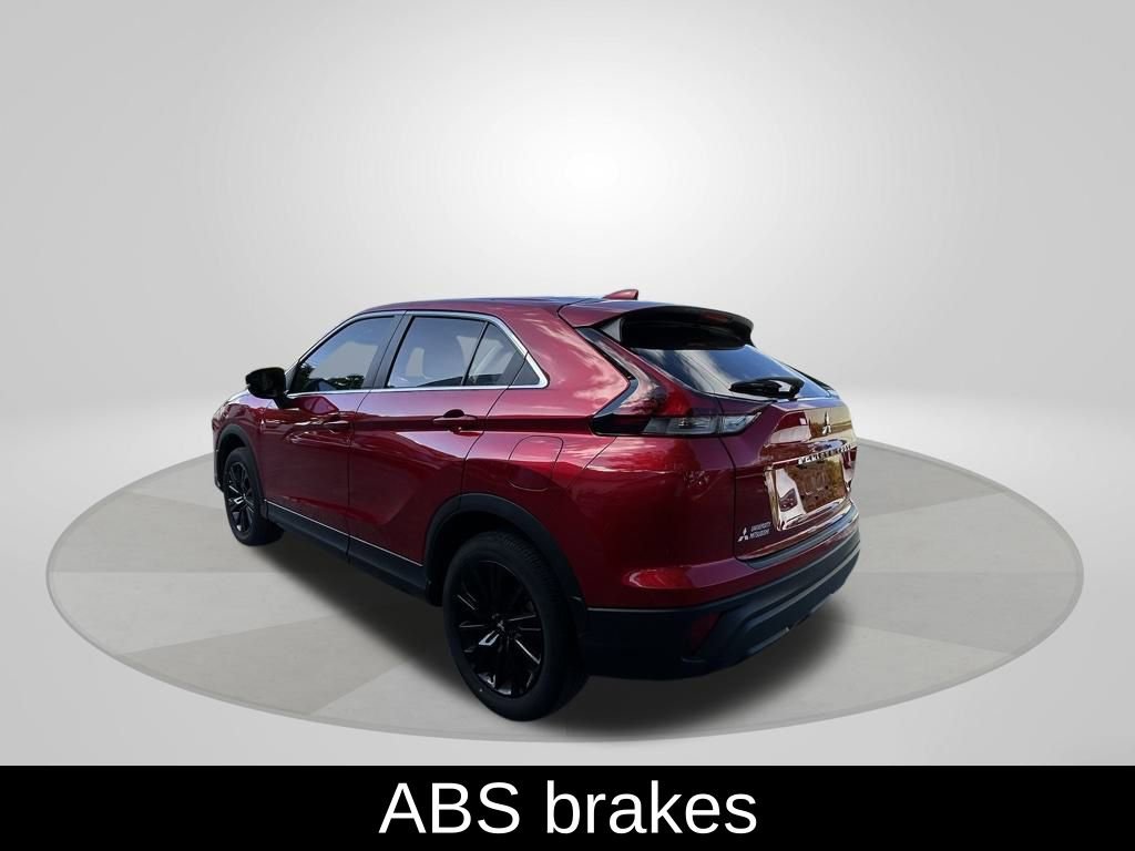 Used 2023 Mitsubishi Eclipse Cross LE image 5
