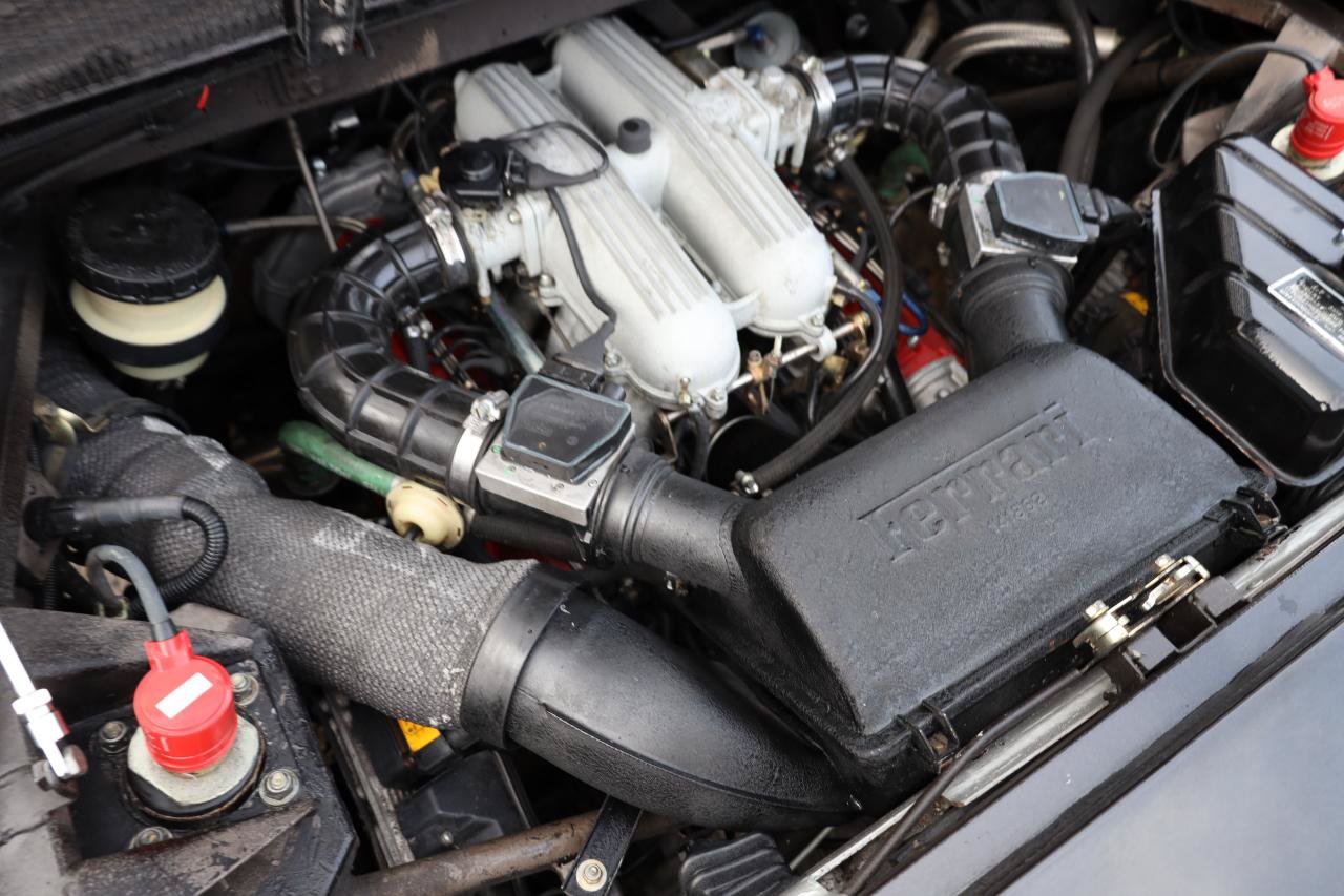 Used 1989 Ferrari Mondial T Cabriolet RWD image 9