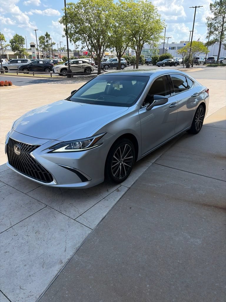 Used 2022 Lexus ES 350 w/ Premium Package FWD image 1