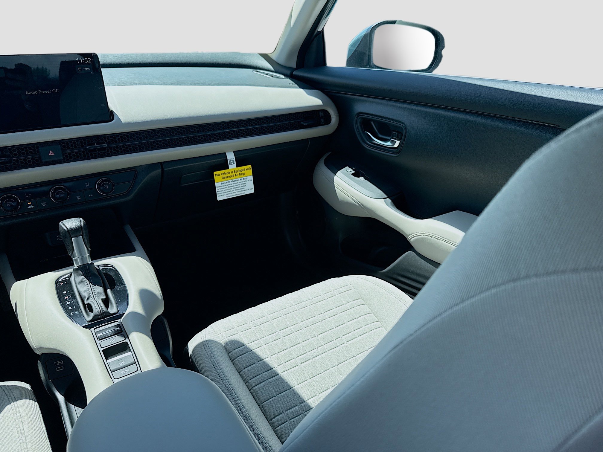 New 2026 Honda HR-V LX image 18