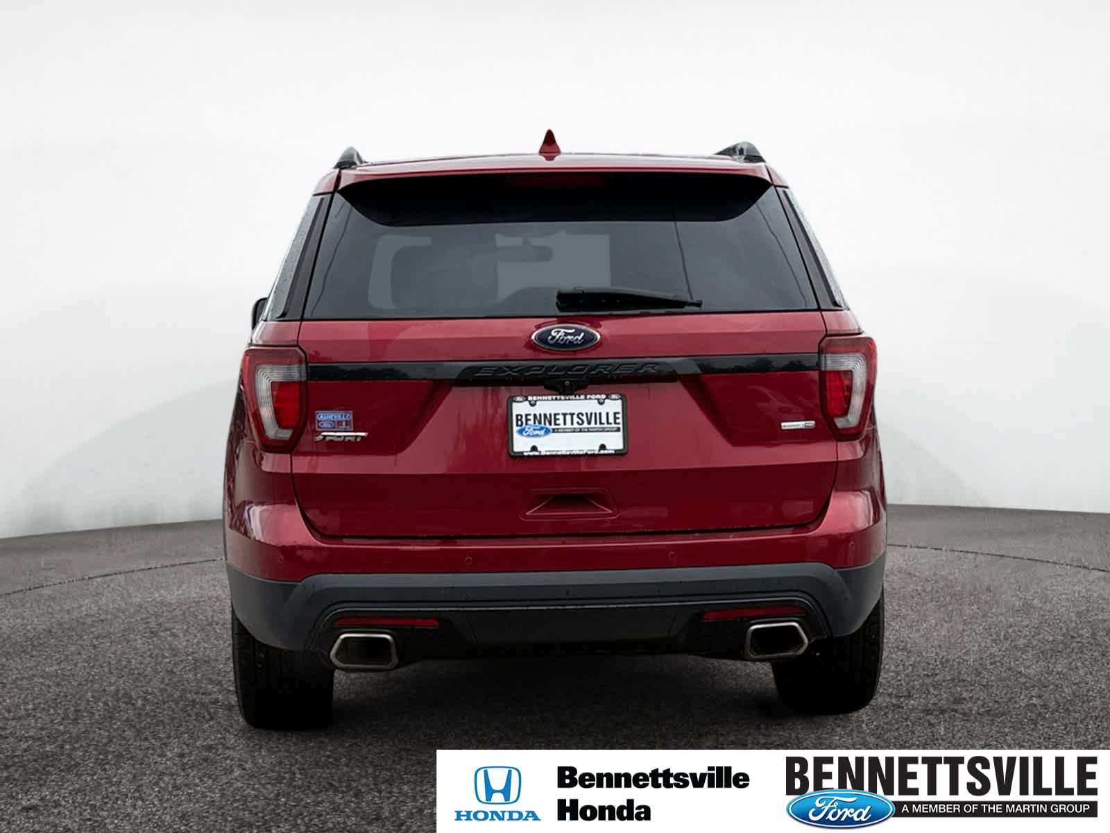 Used 2016 Ford Explorer Sport w/ Equipment Group 401A AWD/4WD image 4