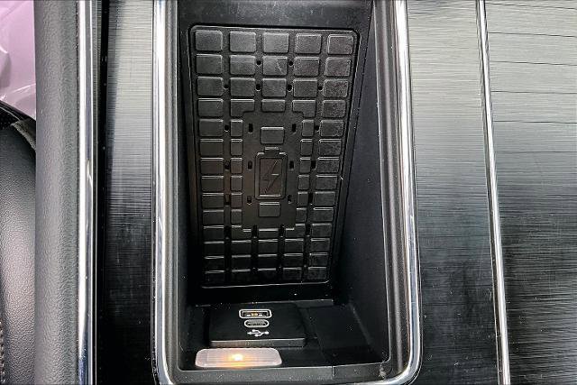 Used 2025 Lincoln Aviator Premiere Utility image 16