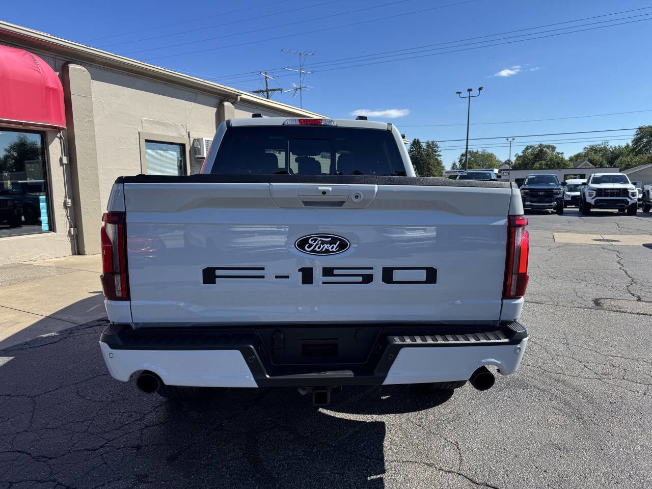 Used 2024 Ford F150 Lariat image 5