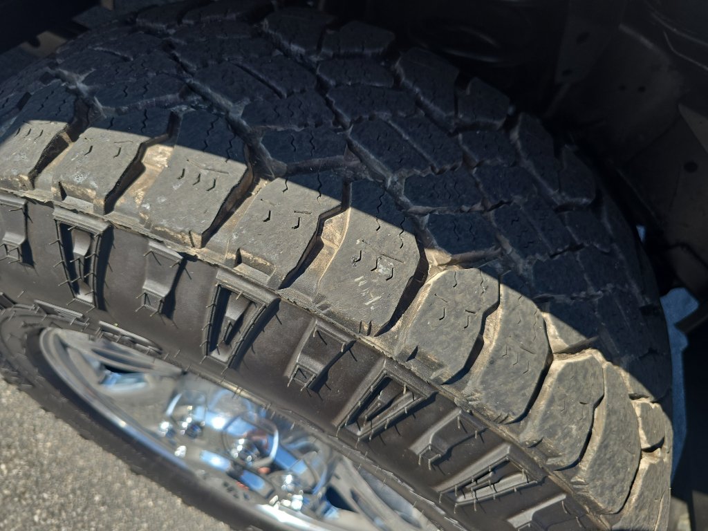 Used 2019 RAM 2500 Tradesman w/ Chrome Appearance Group image 33