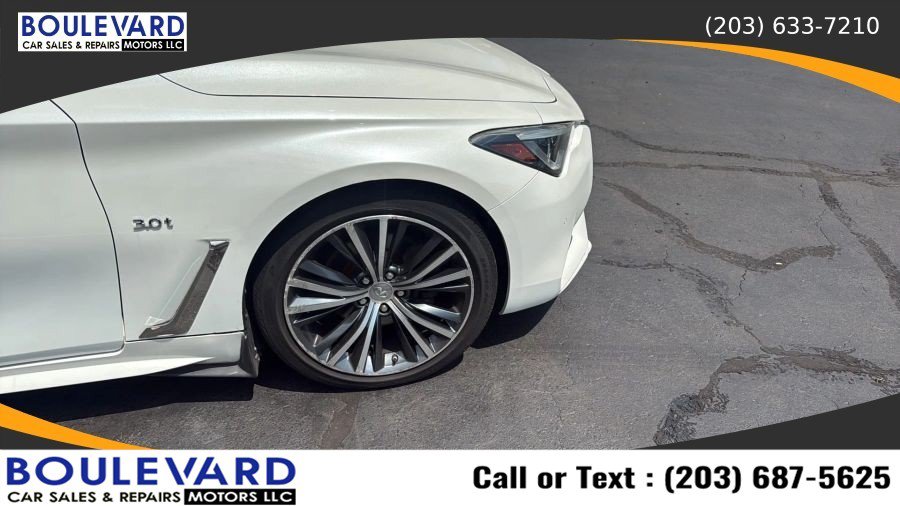 Used 2017 INFINITI Q60 3.0t w/ Premium Plus Package 3.0T AWD/4WD image 13
