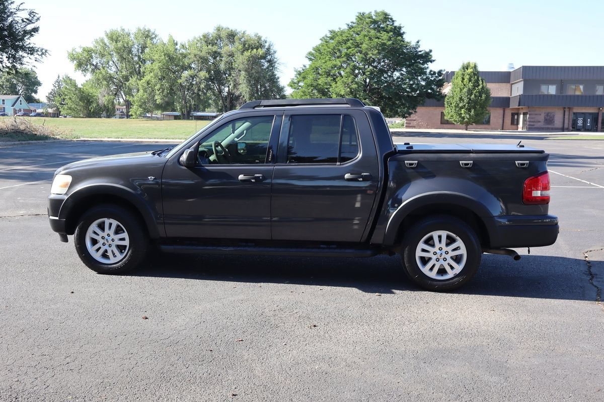 Used 2007 Ford Explorer Sport Trac XLT AWD/4WD image 9