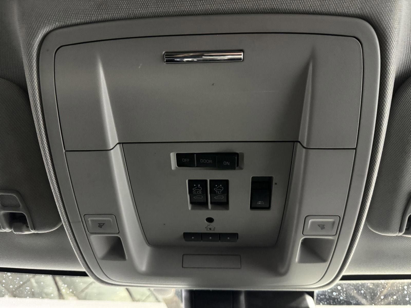 Used 2018 GMC Sierra 2500 Denali w/ Duramax Plus Package image 23