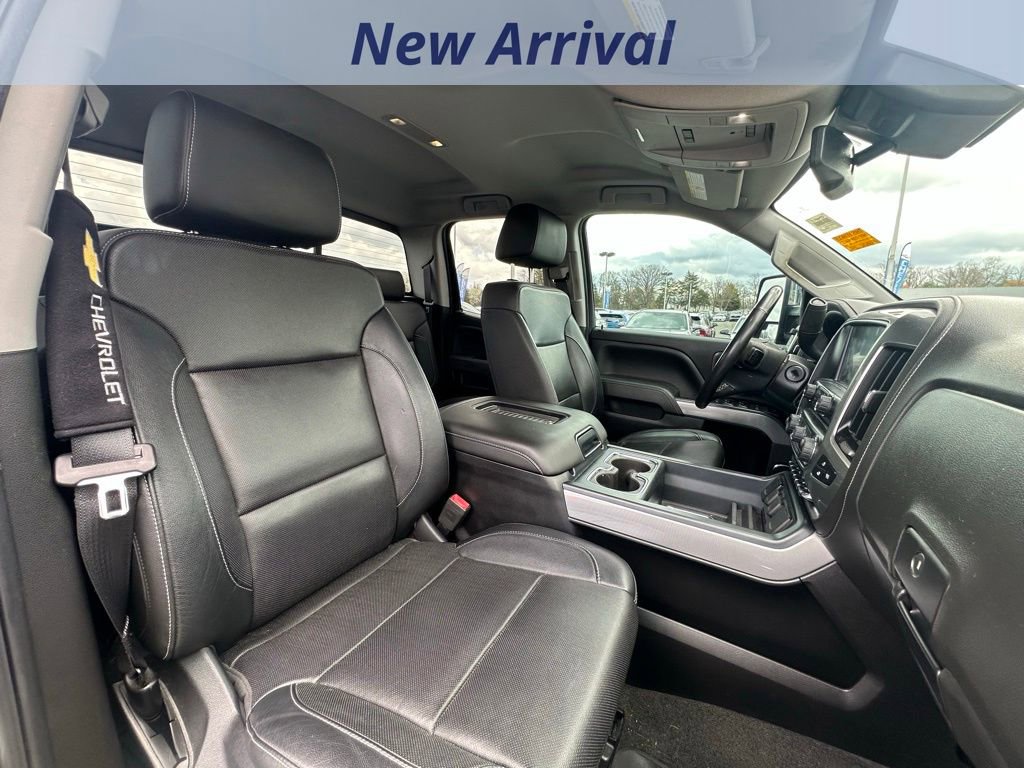 Used 2018 Chevrolet Silverado 2500 LTZ w/ Vortec Plus Package image 6