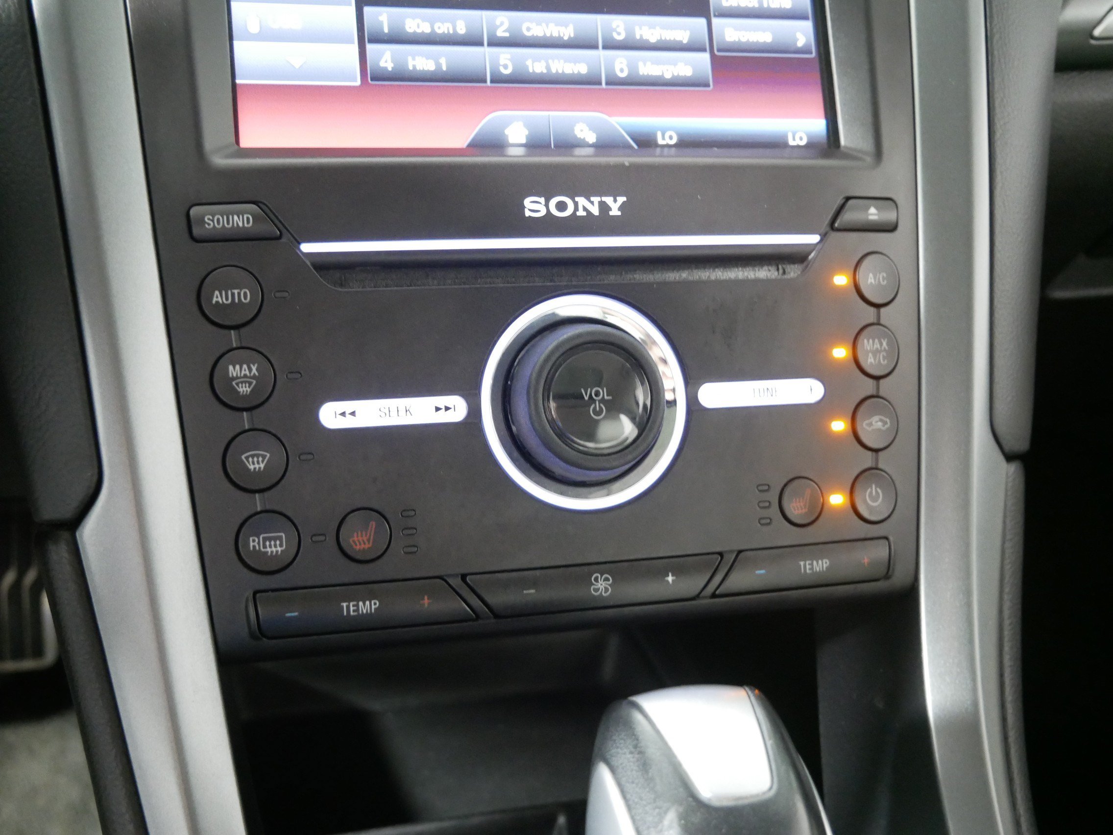 Used 2016 Ford Fusion Titanium FWD image 23