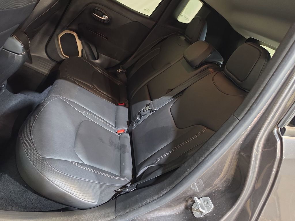 Used 2016 Jeep Renegade Limited AWD/4WD image 23