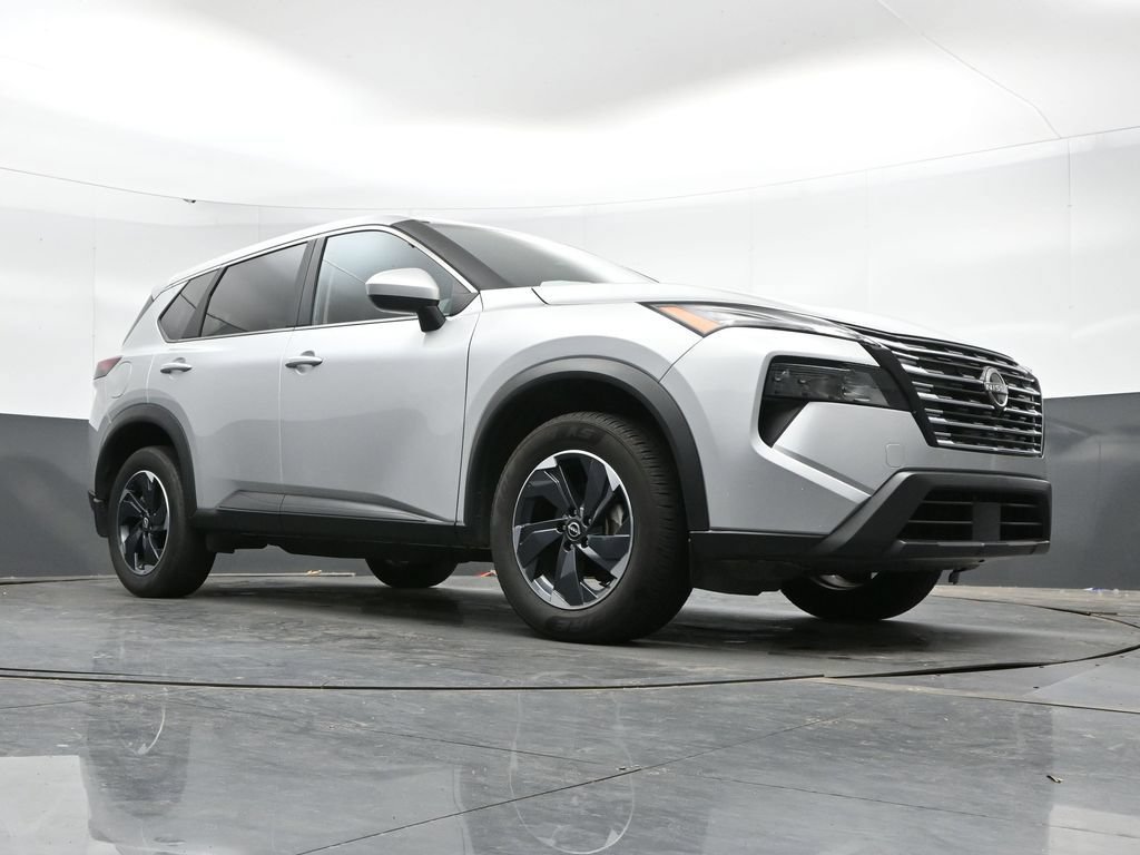 Used 2025 Nissan Rogue SV AWD/4WD image 41