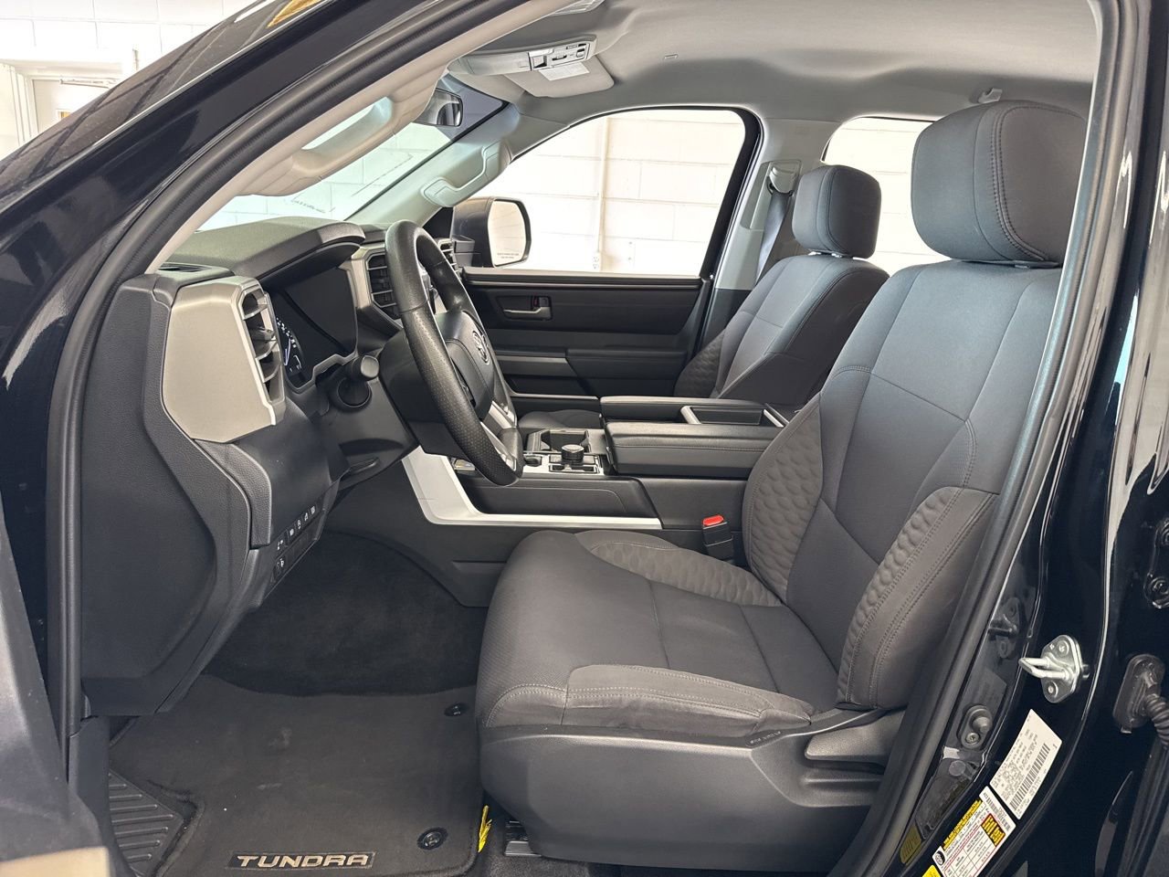 Used 2022 Toyota Tundra SR5 AWD/4WD image 14