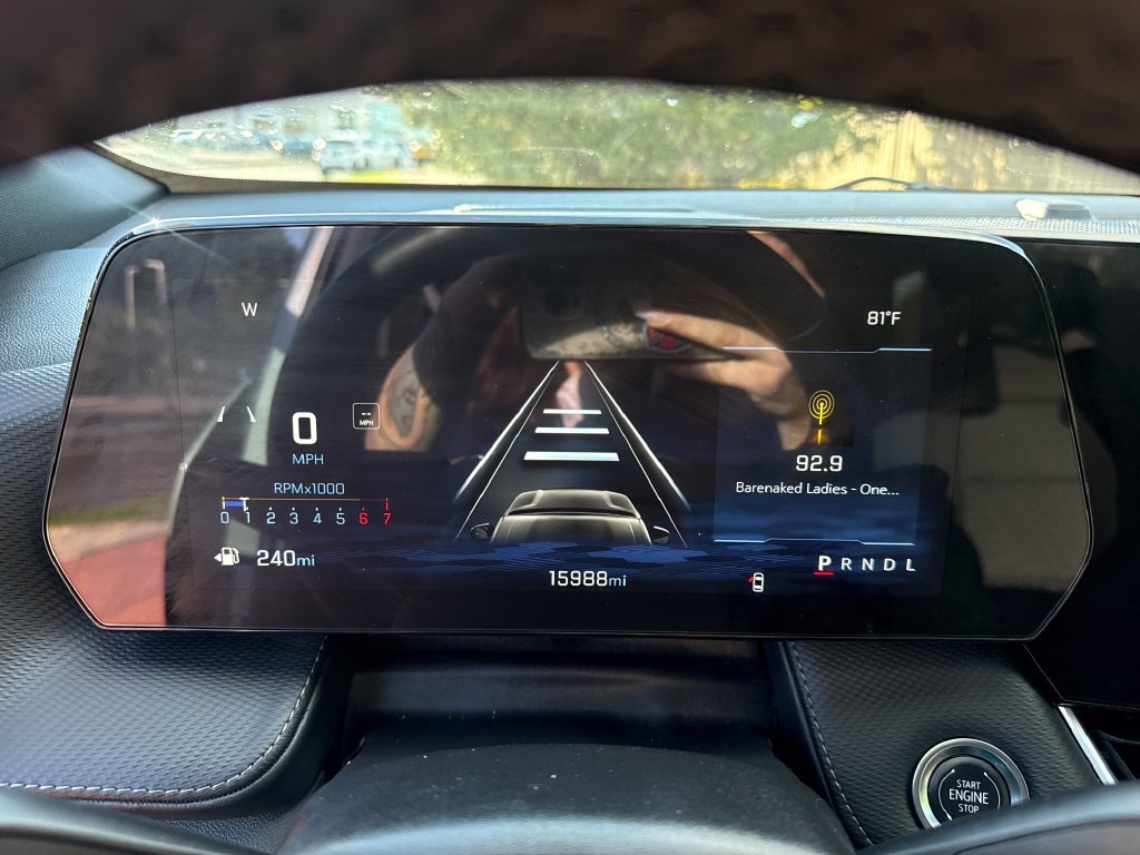 Used 2025 Chevrolet Equinox LT FWD image 17