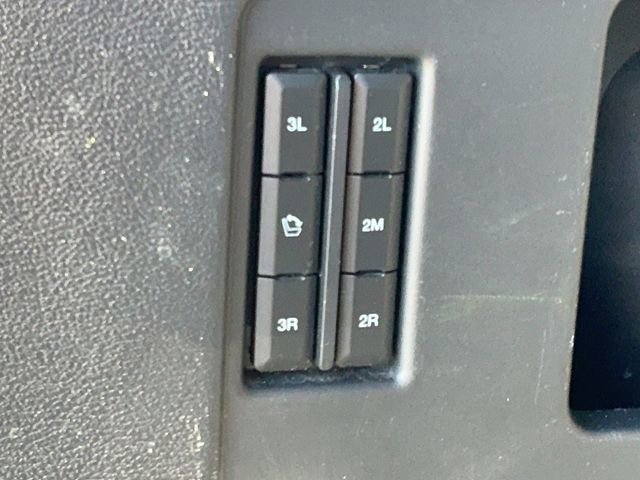 Used 2024 Ford Expedition XLT image 18