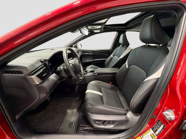 Used 2025 Toyota Camry SE w/ Multimedia Upgrade Package image 18