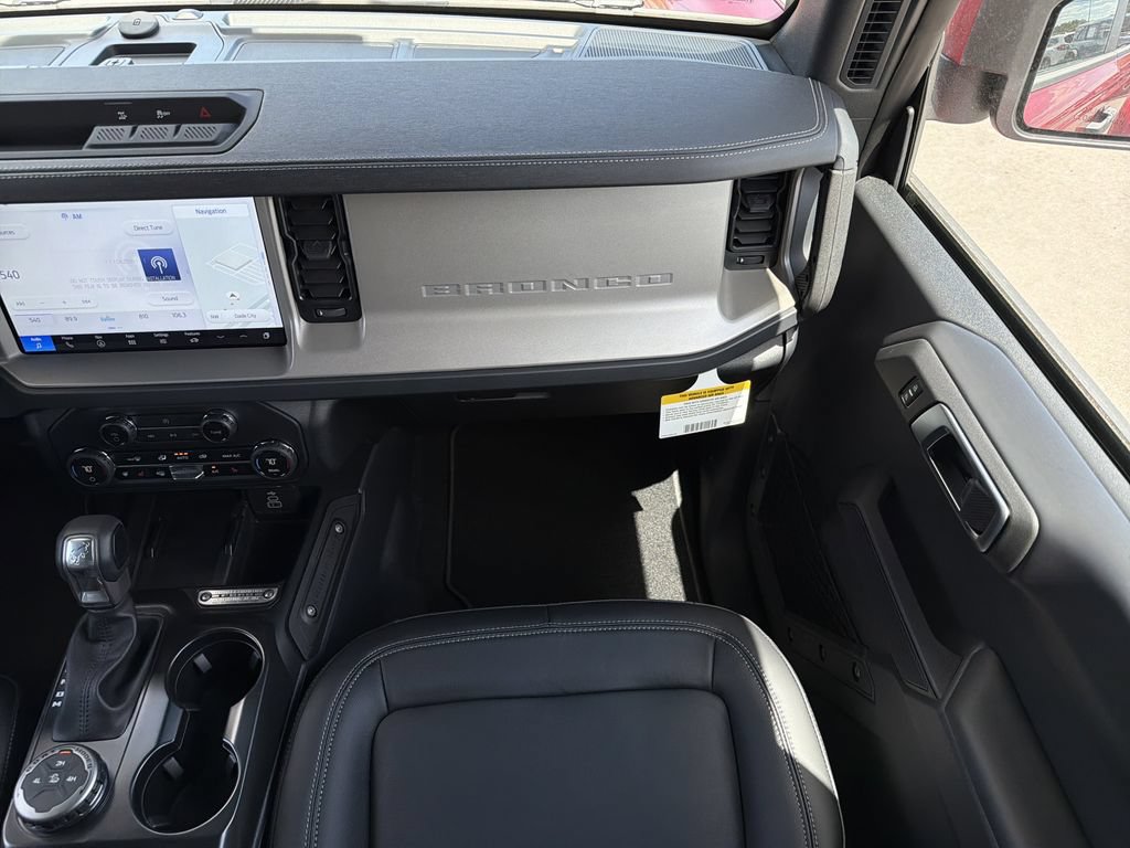 New 2026 Ford Bronco Outer Banks AWD/4WD image 16