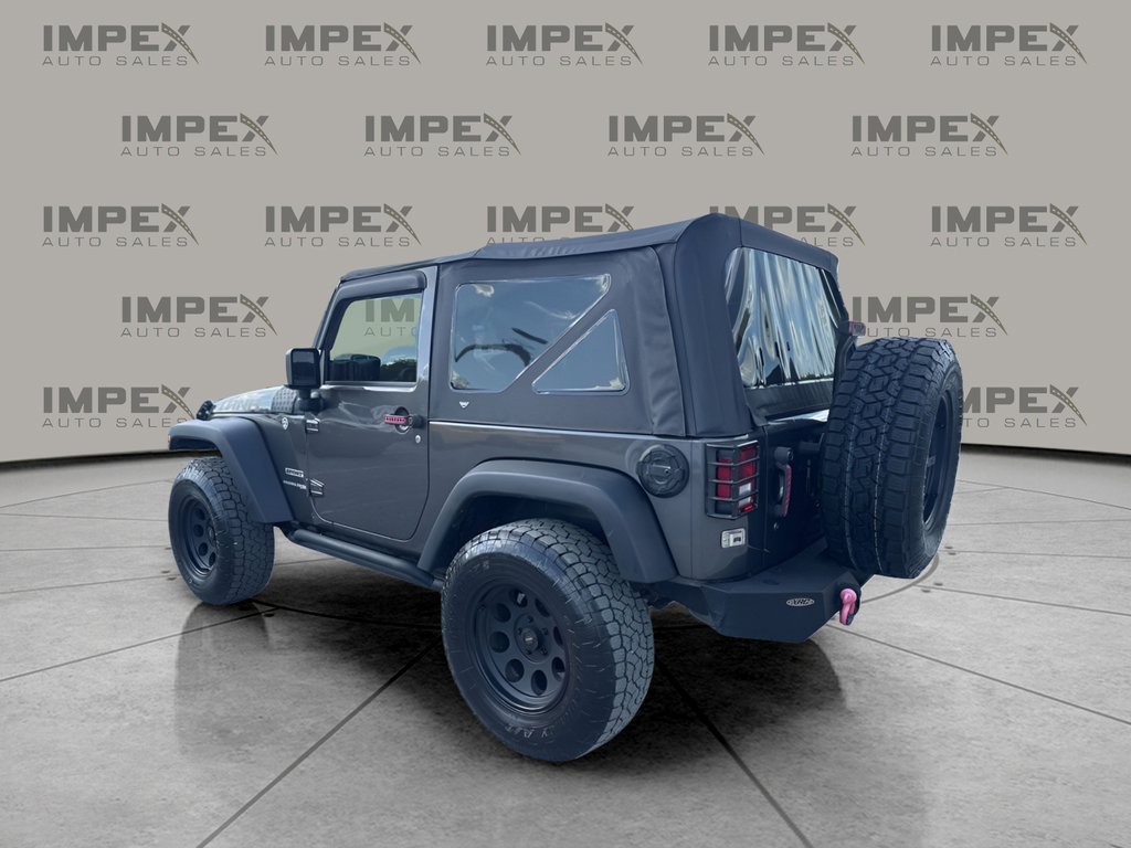 Used 2018 Jeep Wrangler Sport AWD/4WD image 3