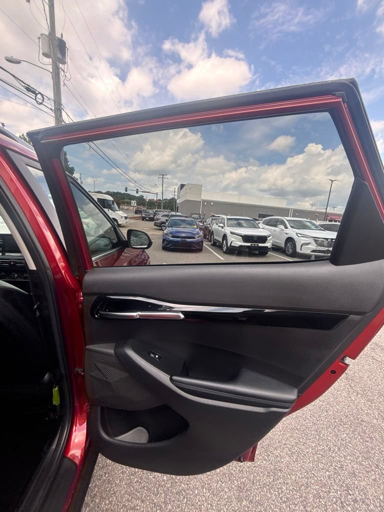 Used 2021 Kia Seltos S FWD image 21