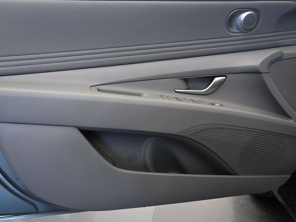 New 2026 Hyundai Elantra Sport image 23