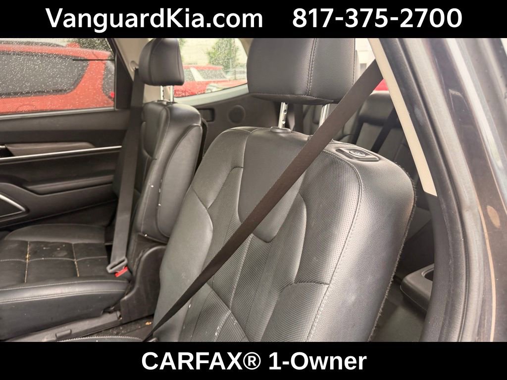 Certified 2022 Kia Telluride SX w/ Nightfall Edition Package AWD/4WD image 25