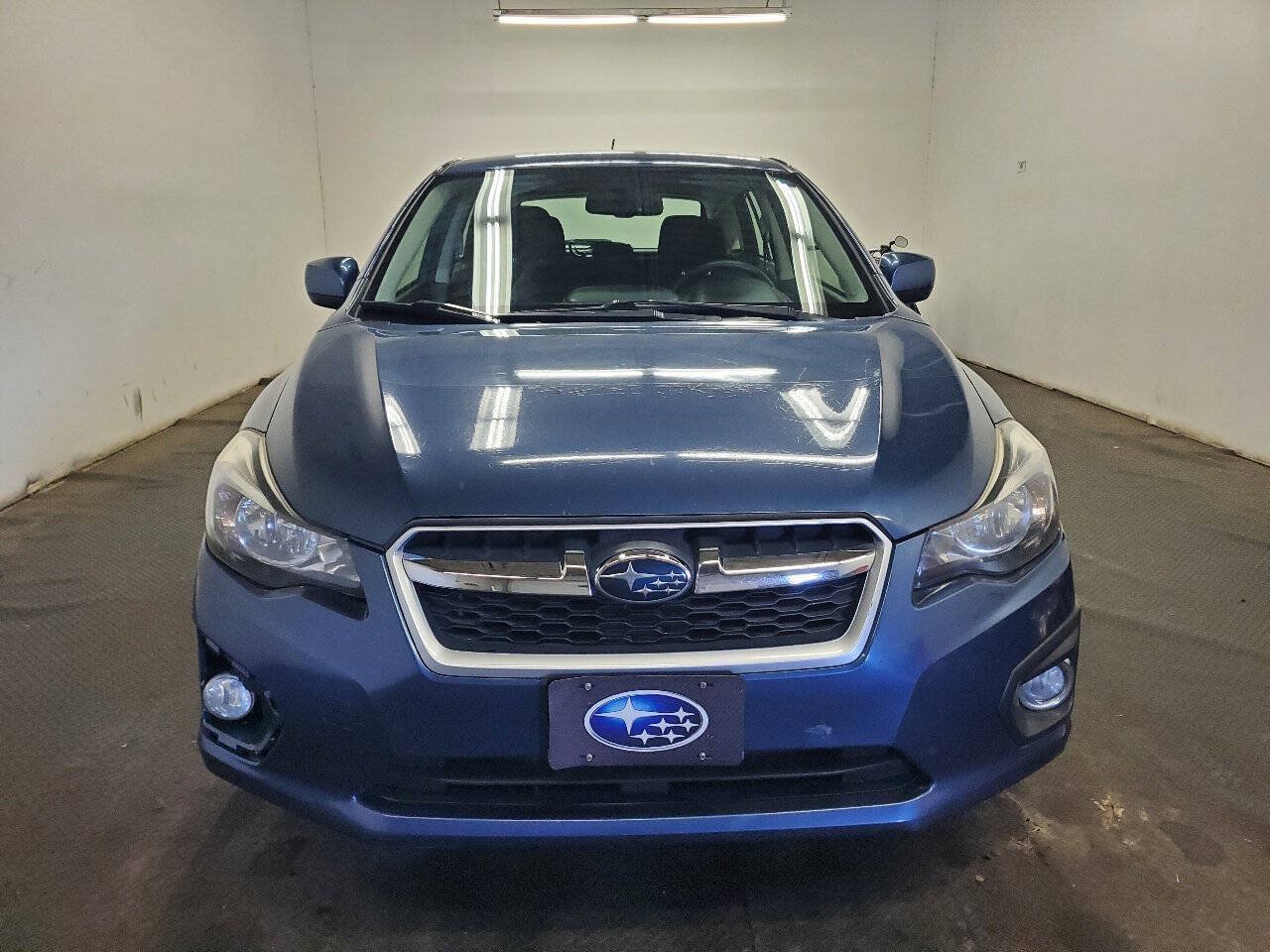 Used 2012 Subaru Impreza 2.0i Premium w/ All-Weather Pkg AWD/4WD image 2