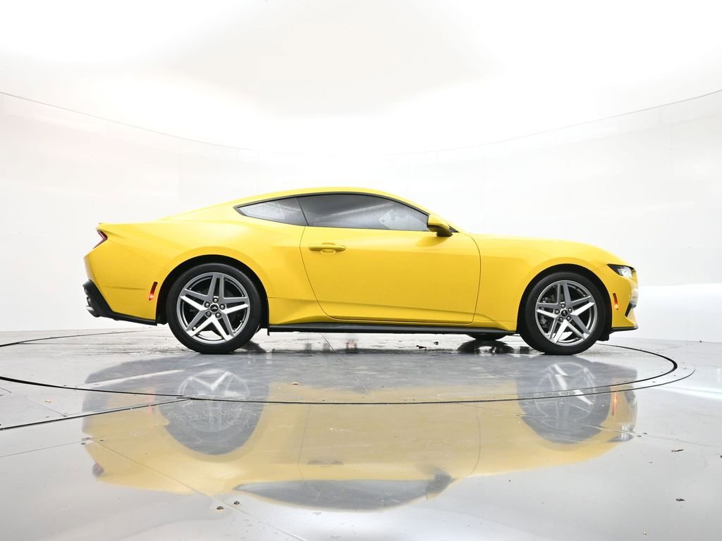 Used 2024 Ford Mustang Premium image 34