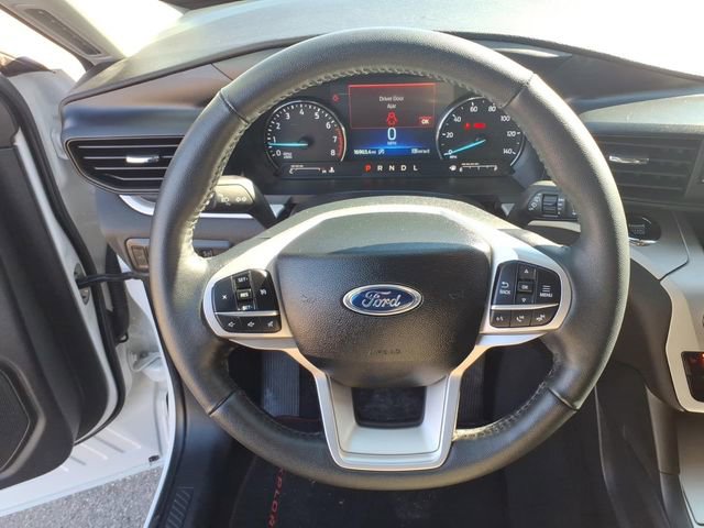 Certified 2024 Ford Explorer XLT w/ Class IV Trailer Tow Package image 18