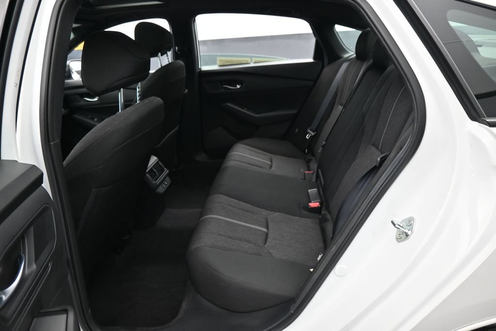 Used 2025 Honda Accord Sport image 32