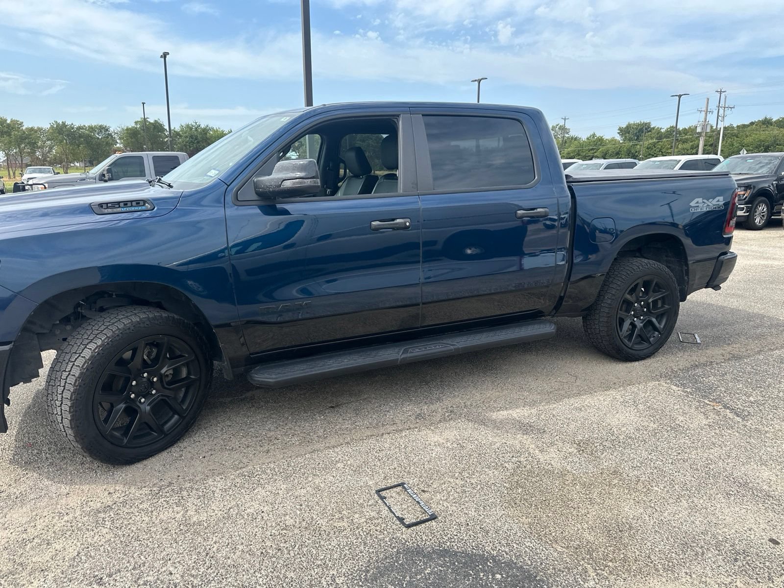 Used 2024 RAM 1500 Big Horn AWD/4WD image 2