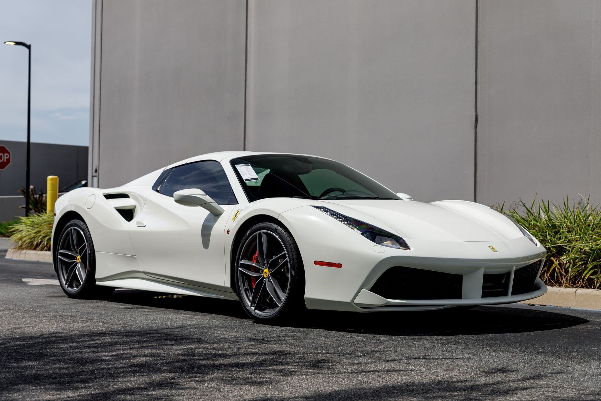 Used 2019 Ferrari 488 Spider RWD image 39
