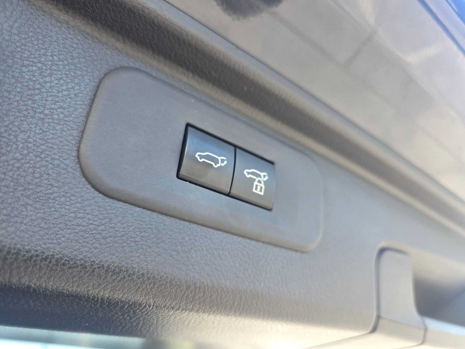 Used 2024 Toyota Grand Highlander AWD Hybrid image 16
