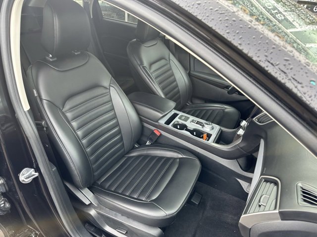 Used 2021 Ford Edge SEL w/ Convenience Package image 11