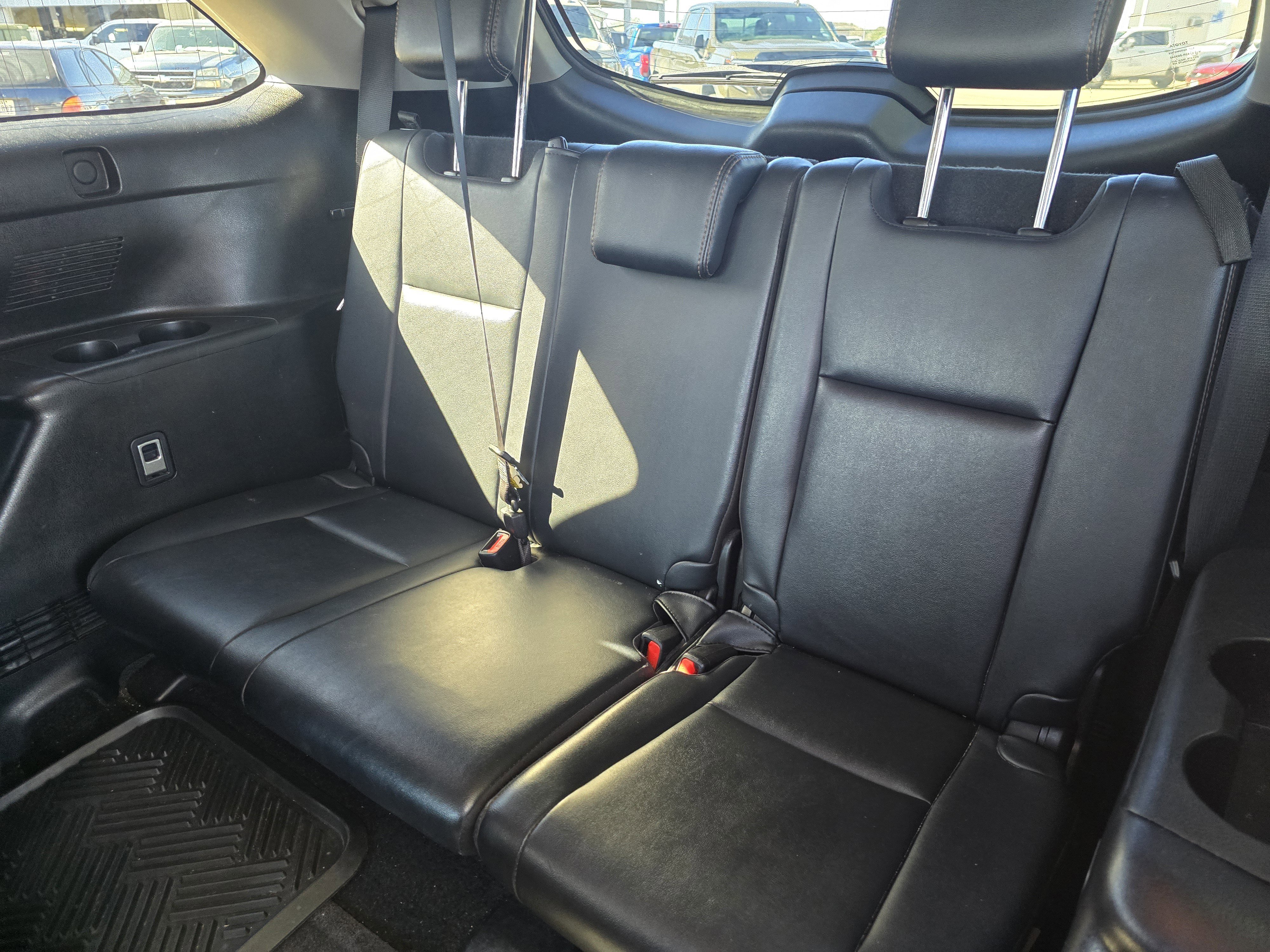 Used 2018 Toyota Highlander XLE image 10