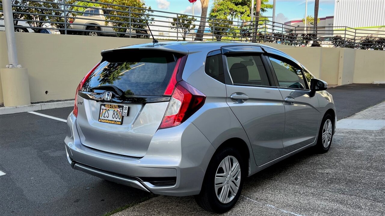 Used 2020 Honda Fit LX image 5