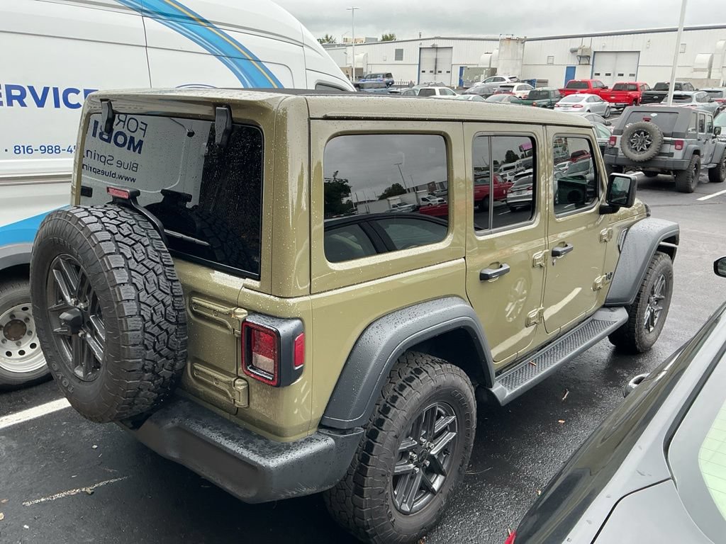 Used 2026 Jeep Wrangler Unlimited Sport AWD/4WD image 5